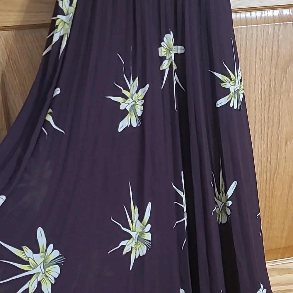☀️H&M eggplant chiffon long skirt ✨️ perfect for spring! - Picture 3 of 6